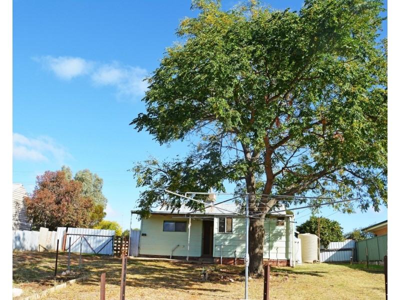 17 Lawler Street, Ouyen VIC 3490