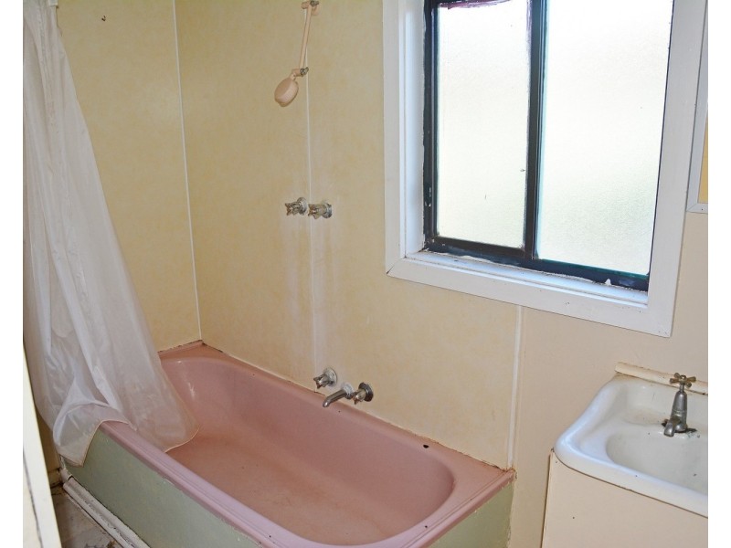 17 Lawler Street, Ouyen VIC 3490