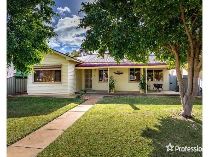 33 Adelaide Street, Wentworth NSW 2648