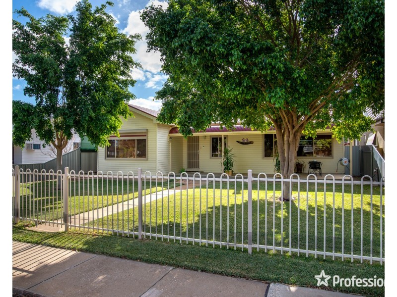 33 Adelaide Street, Wentworth NSW 2648