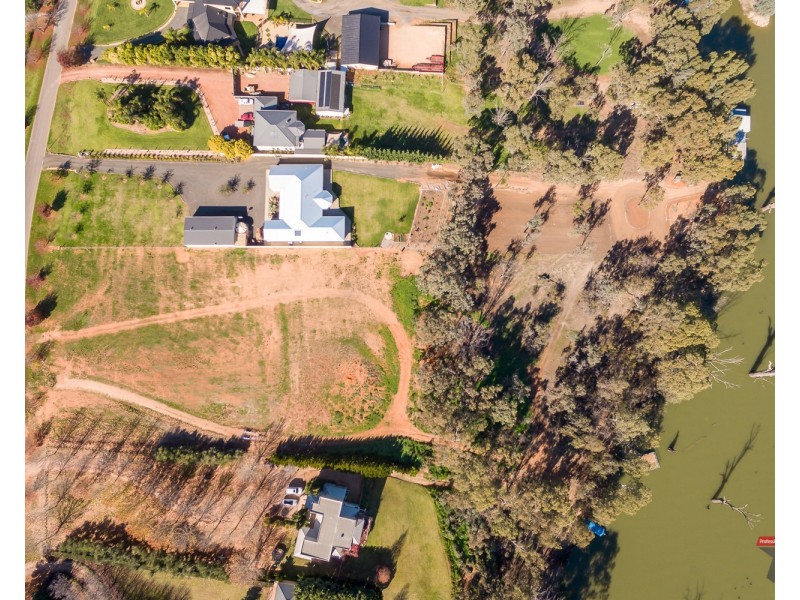 16 The Cobb & Co Way, Gol Gol NSW 2738