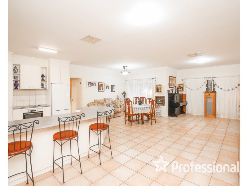 57 Summer Drive, Buronga NSW 2739