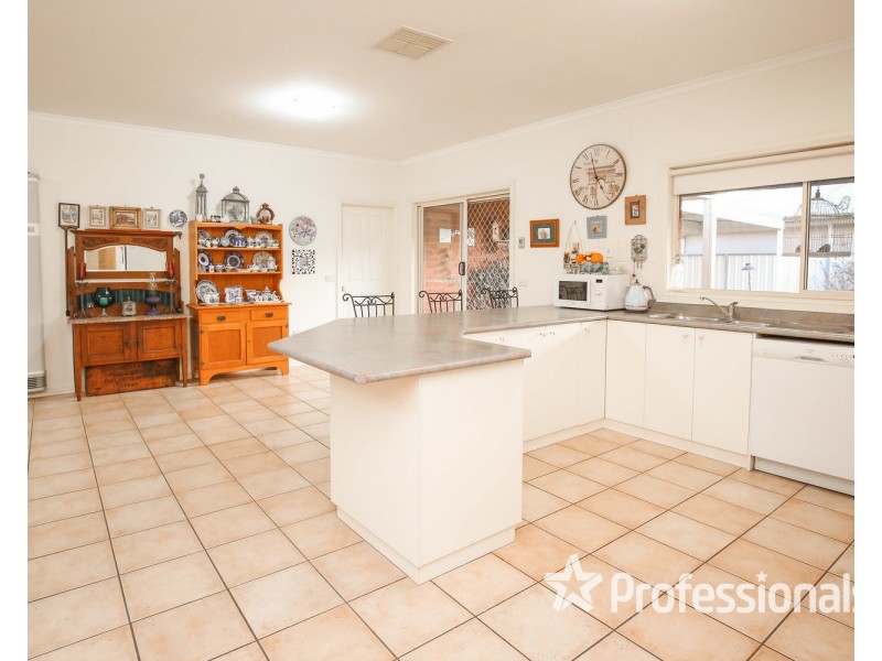 57 Summer Drive, Buronga NSW 2739
