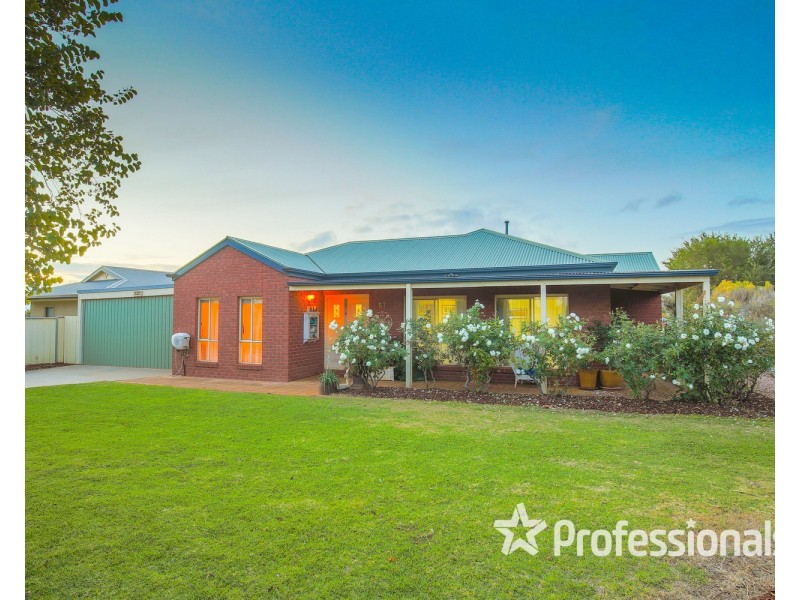 57 Summer Drive, Buronga NSW 2739