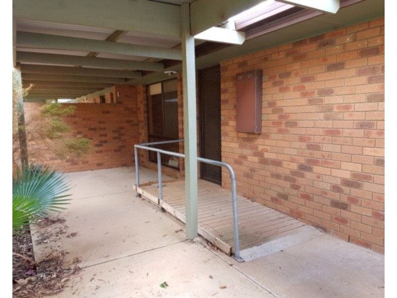 2/14 Elm Street, Irymple VIC 3498