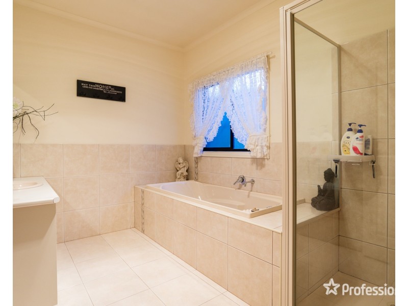 4 Bene Vista Boulevard, Mildura VIC 3500