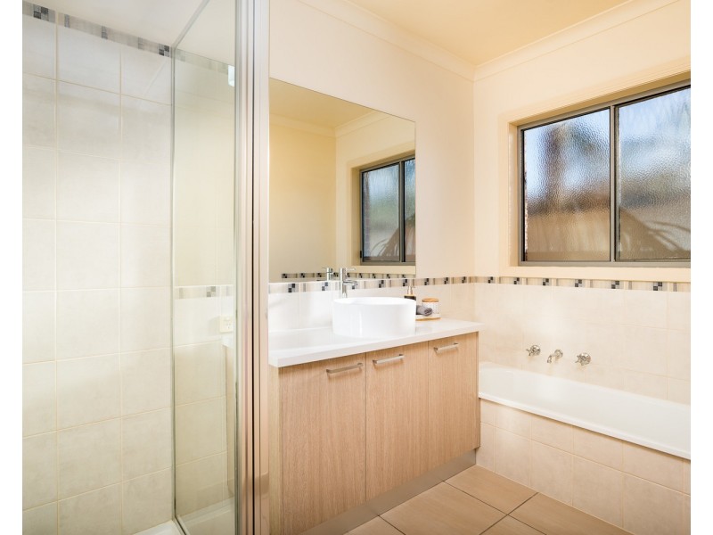 2 Eyre Court, Mildura VIC 3500