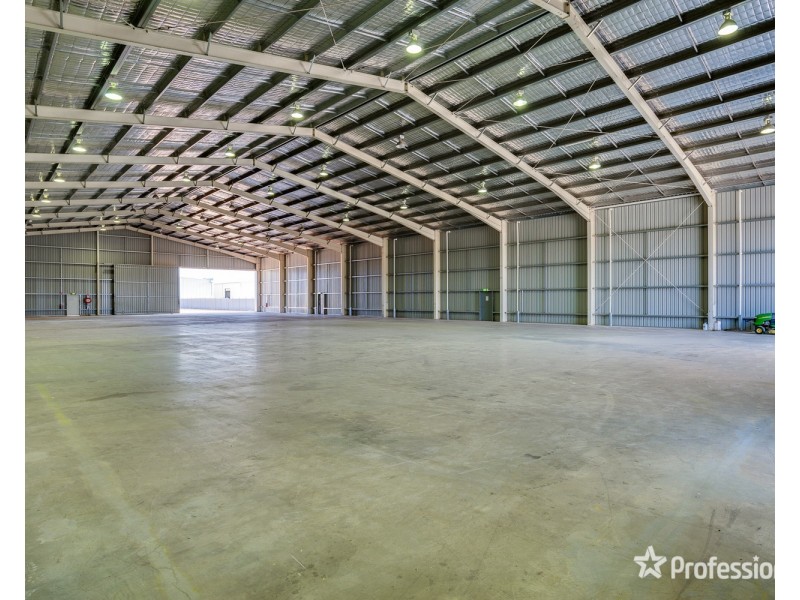 93-95 Cureton Avenue, Mildura VIC 3500