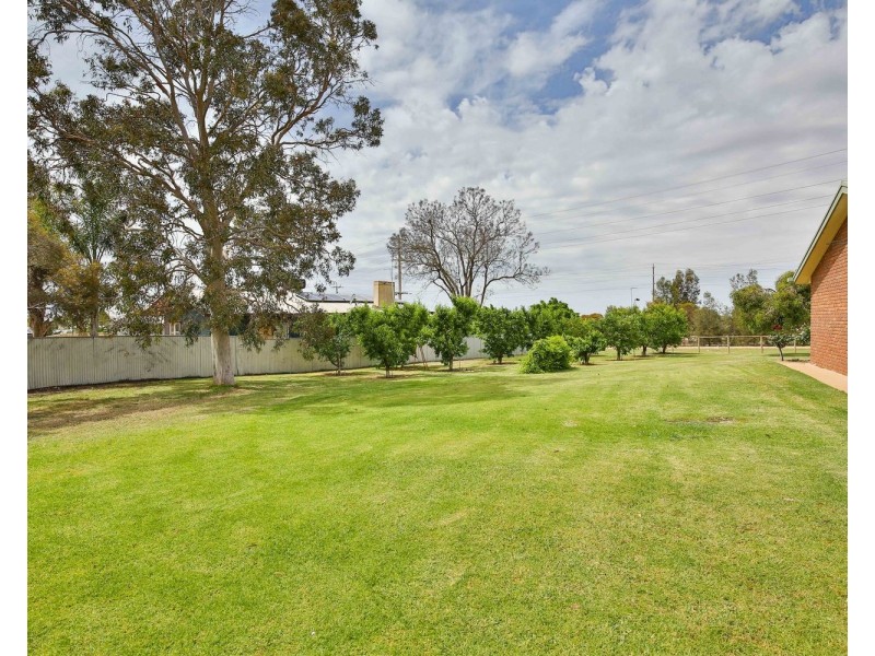 651 Woomera Avenue, Red Cliffs VIC 3496