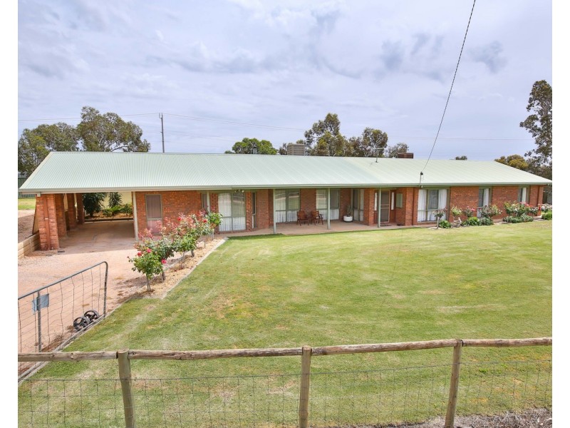 651 Woomera Avenue, Red Cliffs VIC 3496