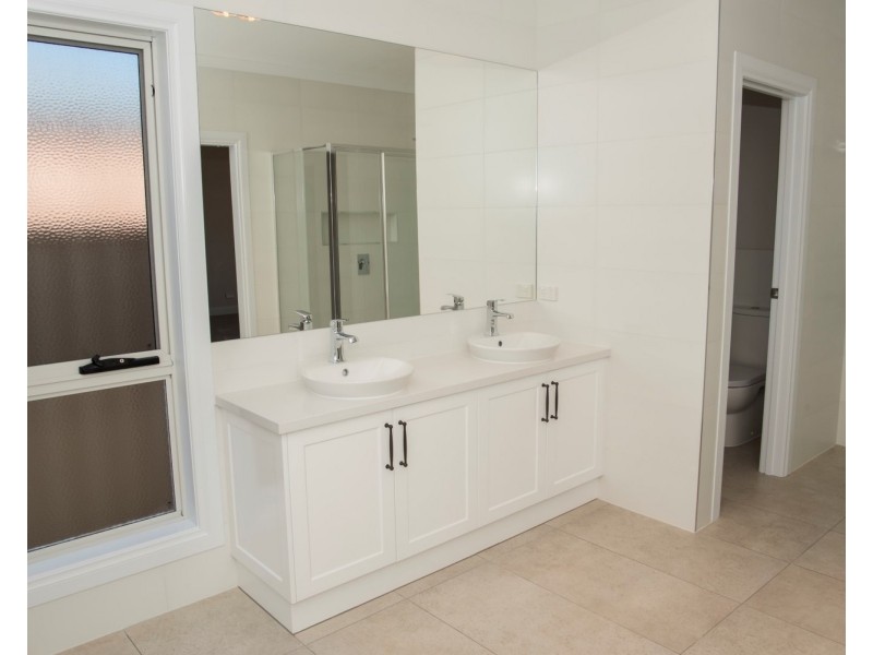 15 Ysonde Avenue, Irymple VIC 3498