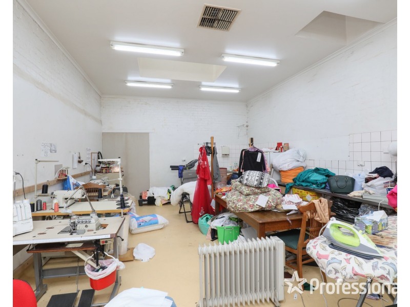 37 Deakin Avenue, Mildura VIC 3500