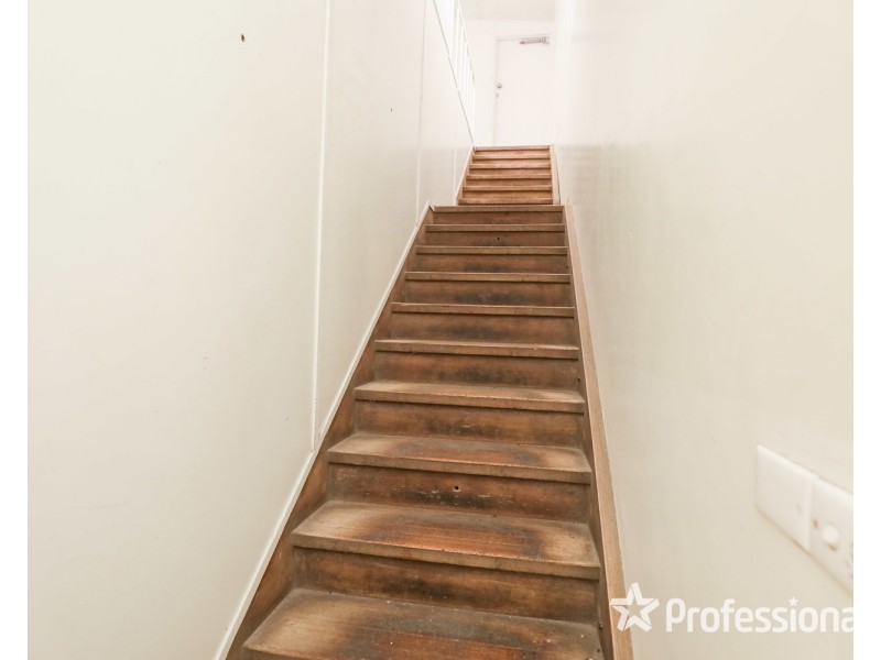 37 Deakin Avenue, Mildura VIC 3500