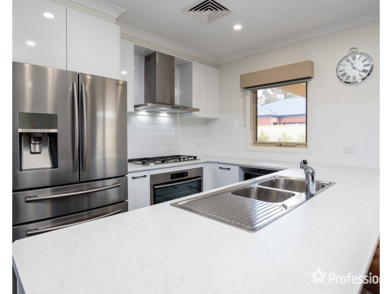 24 Sixteenth Street, Mildura VIC 3500