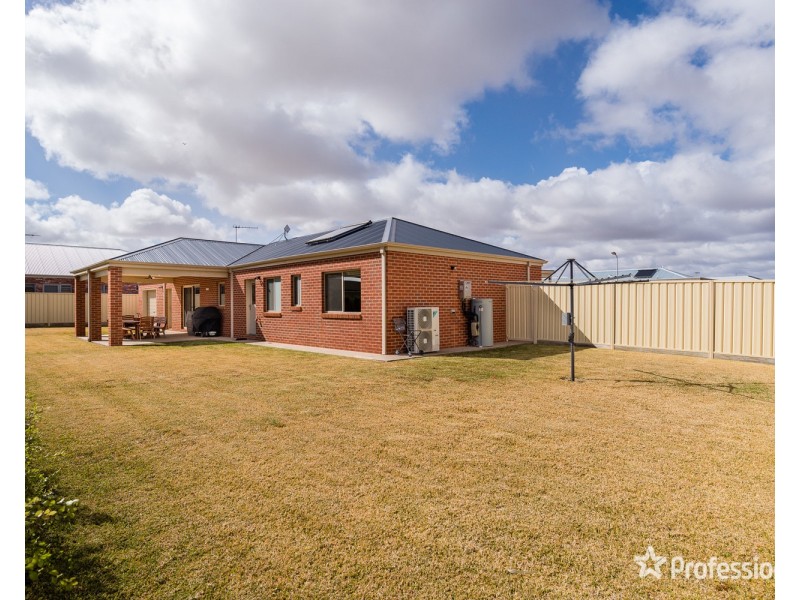 24 Sixteenth Street, Mildura VIC 3500