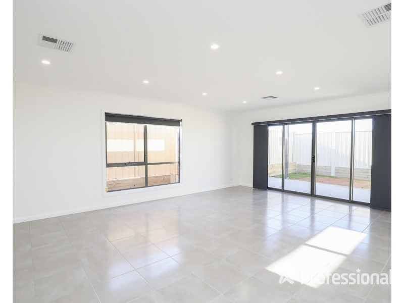 31 Springfield Drive, Mildura VIC 3500