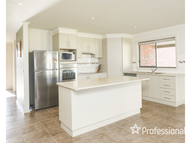 4 Madison Close, Mildura VIC 3500