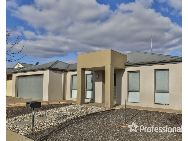 4 Madison Close, Mildura VIC 3500