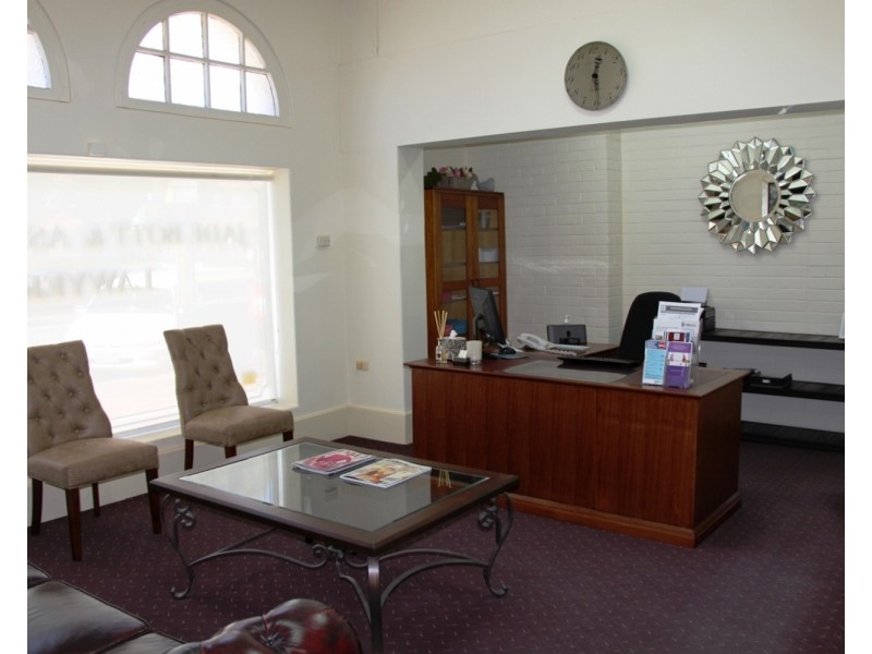 71 Deakin Avenue, Mildura VIC 3500