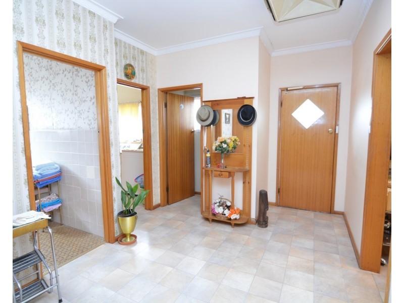 324 Deakin Avenue, Mildura VIC 3500