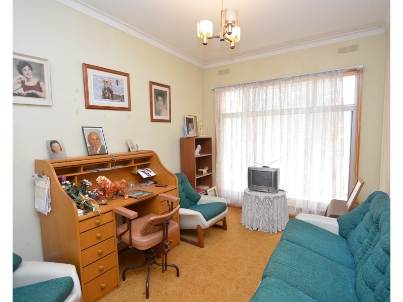 324 Deakin Avenue, Mildura VIC 3500