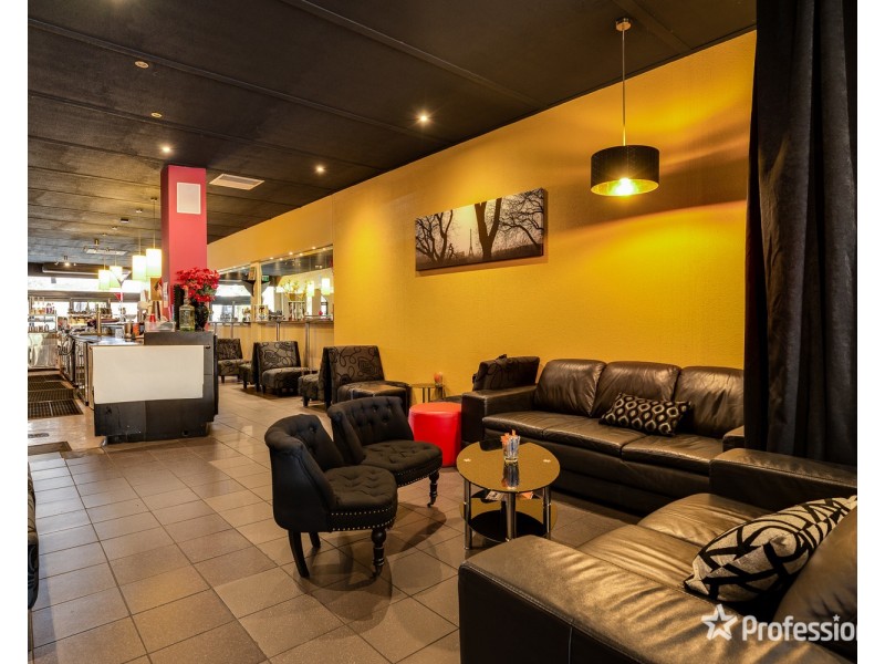 34 & 34a Langtree Avenue, Mildura VIC 3500