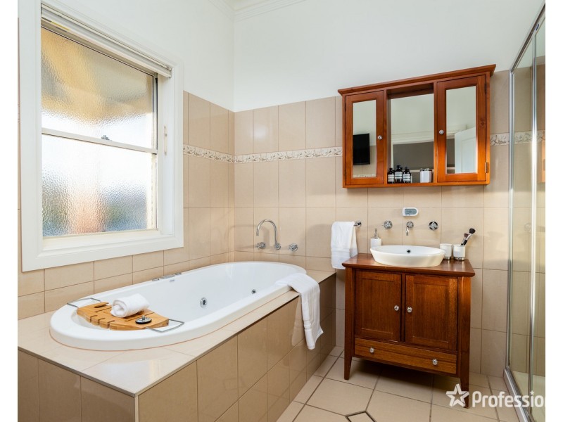 11 Grandview Way, Mildura VIC 3500