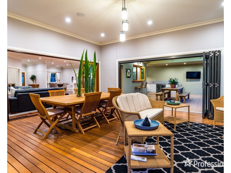 11 Grandview Way, Mildura VIC 3500