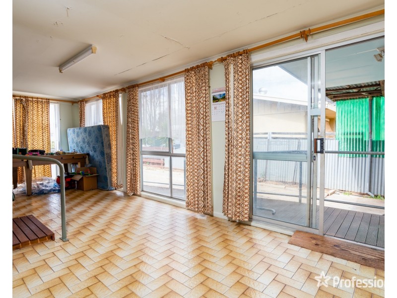 26 Campbell Grove, Mildura VIC 3500