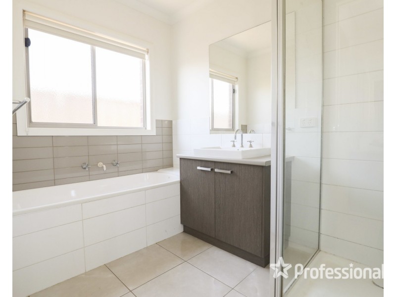 30 Dune Drive, Mildura VIC 3500