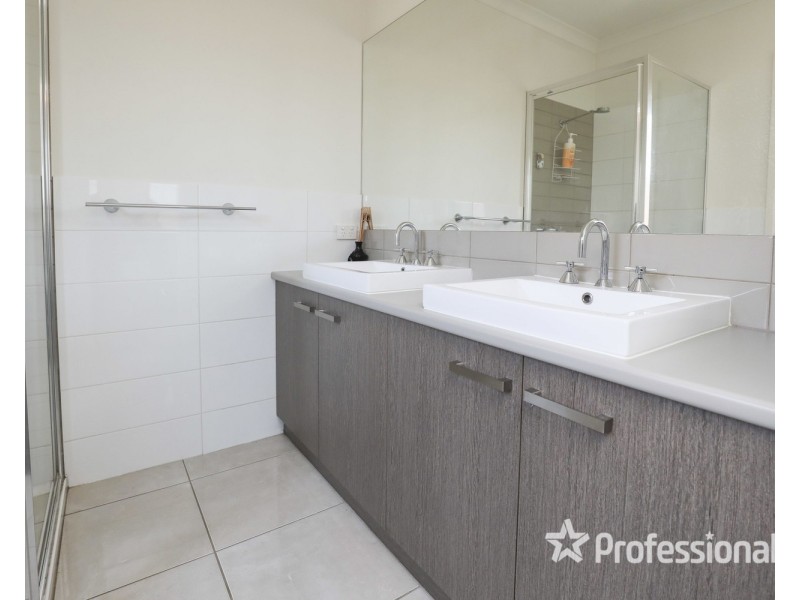 30 Dune Drive, Mildura VIC 3500