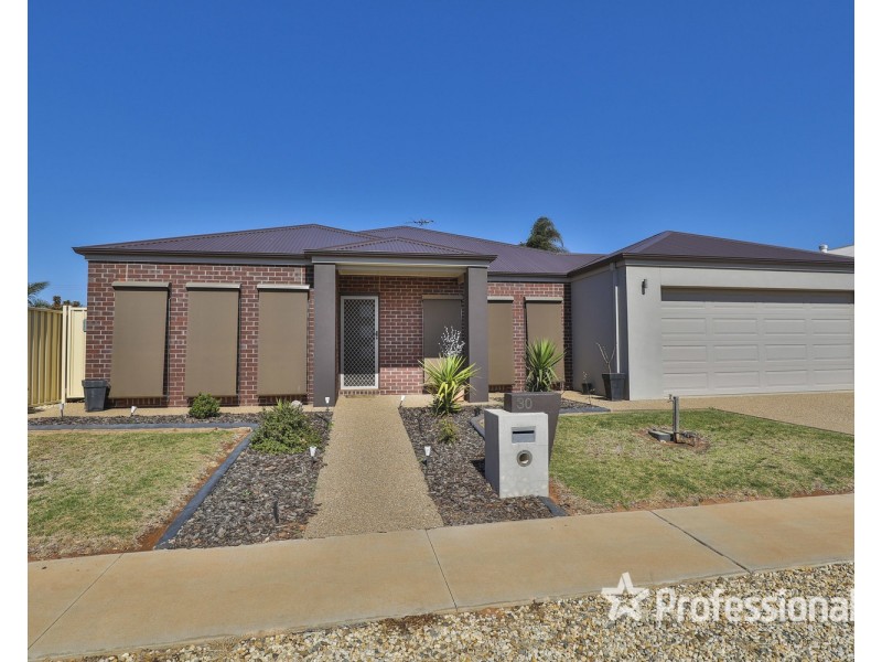 30 Dune Drive, Mildura VIC 3500