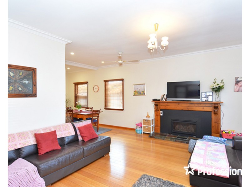 2 Willow Grove, Mildura VIC 3500