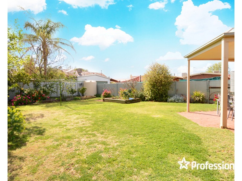 2 Willow Grove, Mildura VIC 3500