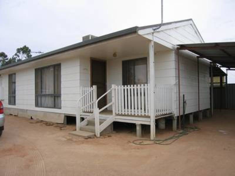 1049 Karadoc Avenue, Irymple VIC 3498