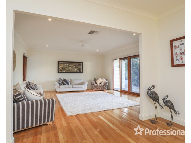 6 Grandview Way, Mildura VIC 3500