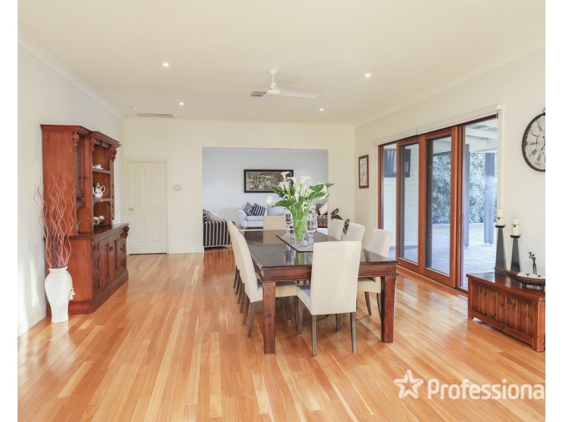 6 Grandview Way, Mildura VIC 3500