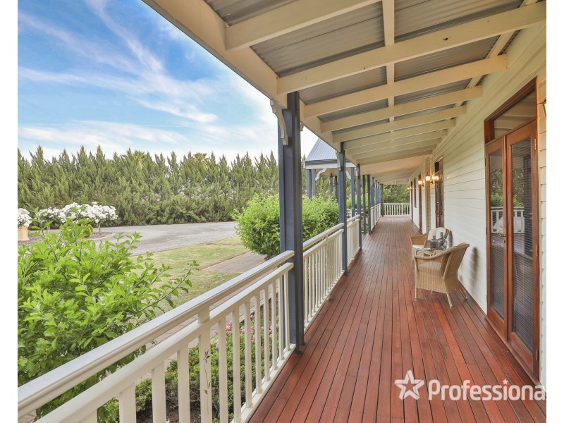 6 Grandview Way, Mildura VIC 3500