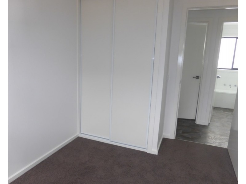 2/19 Reilly Street, Merbein VIC 3505