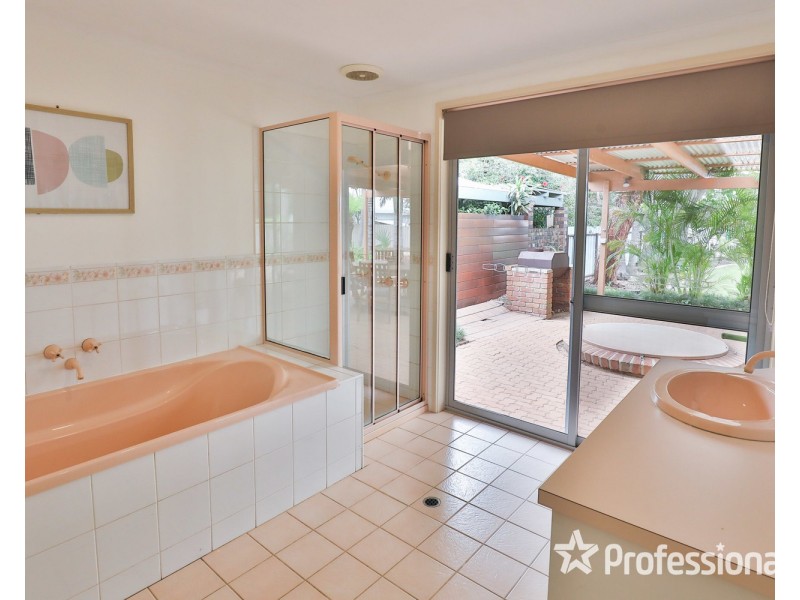 106 Wood Street, Gol Gol NSW 2738
