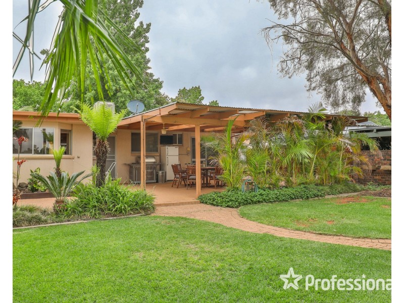 106 Wood Street, Gol Gol NSW 2738