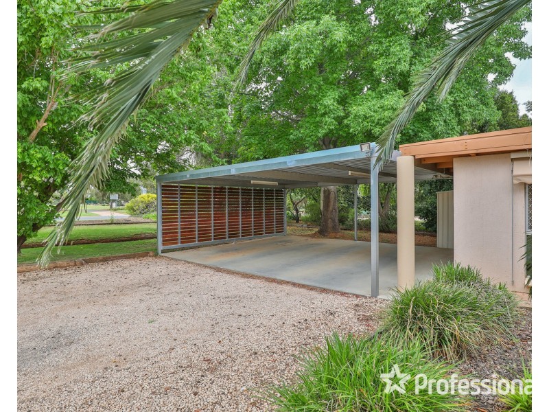 106 Wood Street, Gol Gol NSW 2738