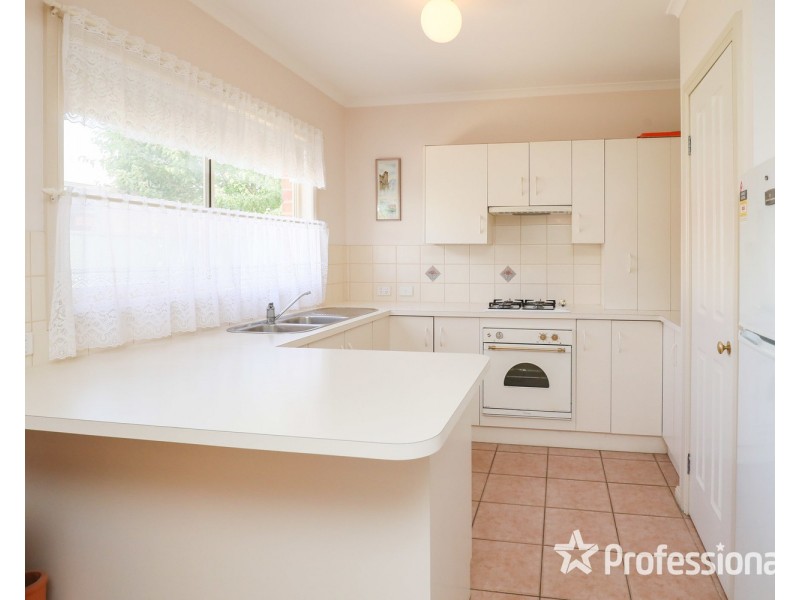 8 Raymond Court, Mildura VIC 3500