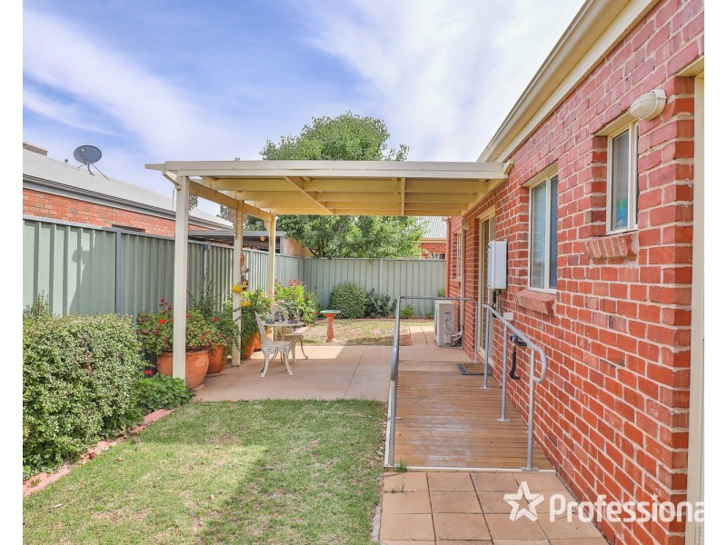 8 Raymond Court, Mildura VIC 3500