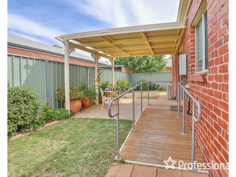 8 Raymond Court, Mildura VIC 3500