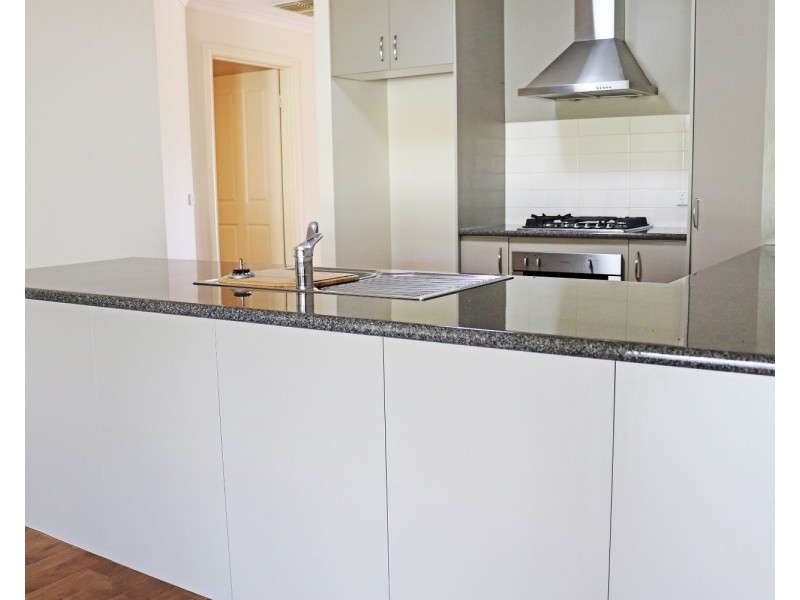 16 Tarella Court, Mildura VIC 3500