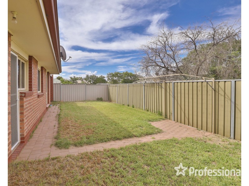 Units 1-5/3 Johns Street, Mildura VIC 3500