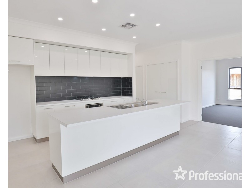 13 Midtown Drive, Mildura VIC 3500