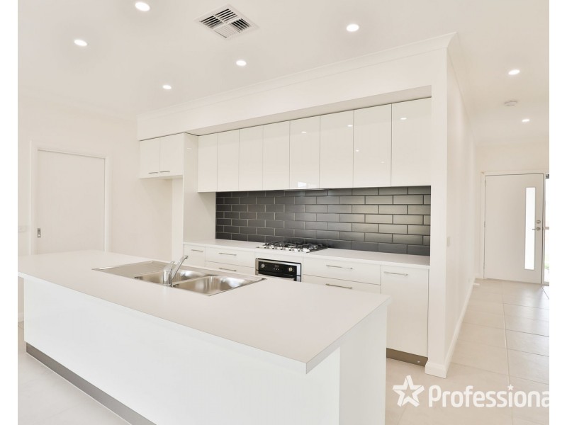 13 Midtown Drive, Mildura VIC 3500