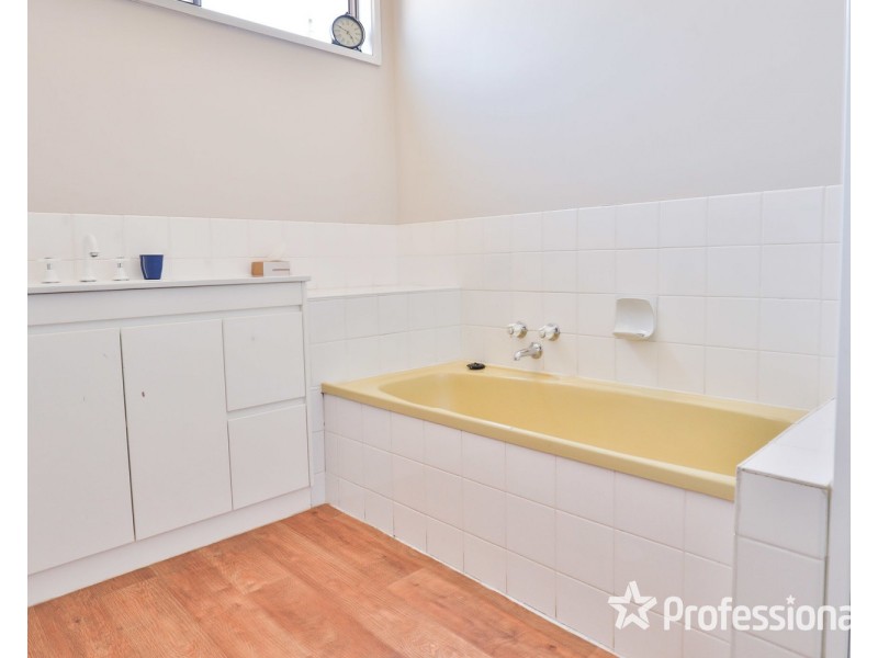 18 Hibiscus Drive, Mildura VIC 3500